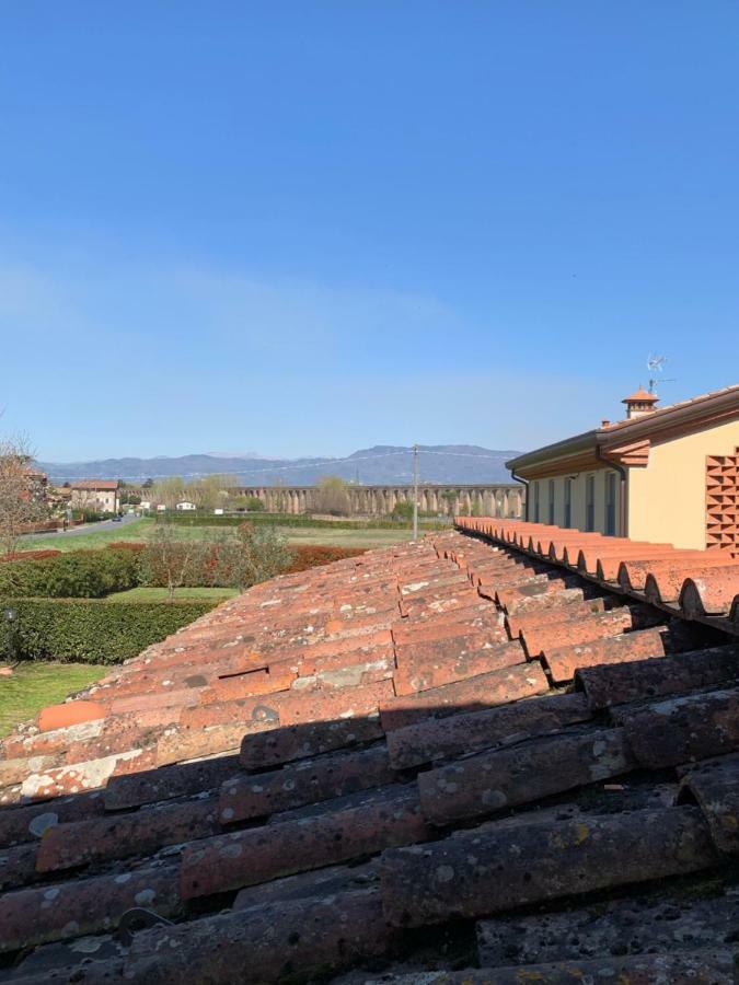 Affittacamere Agli Archi Capannori Exterior foto